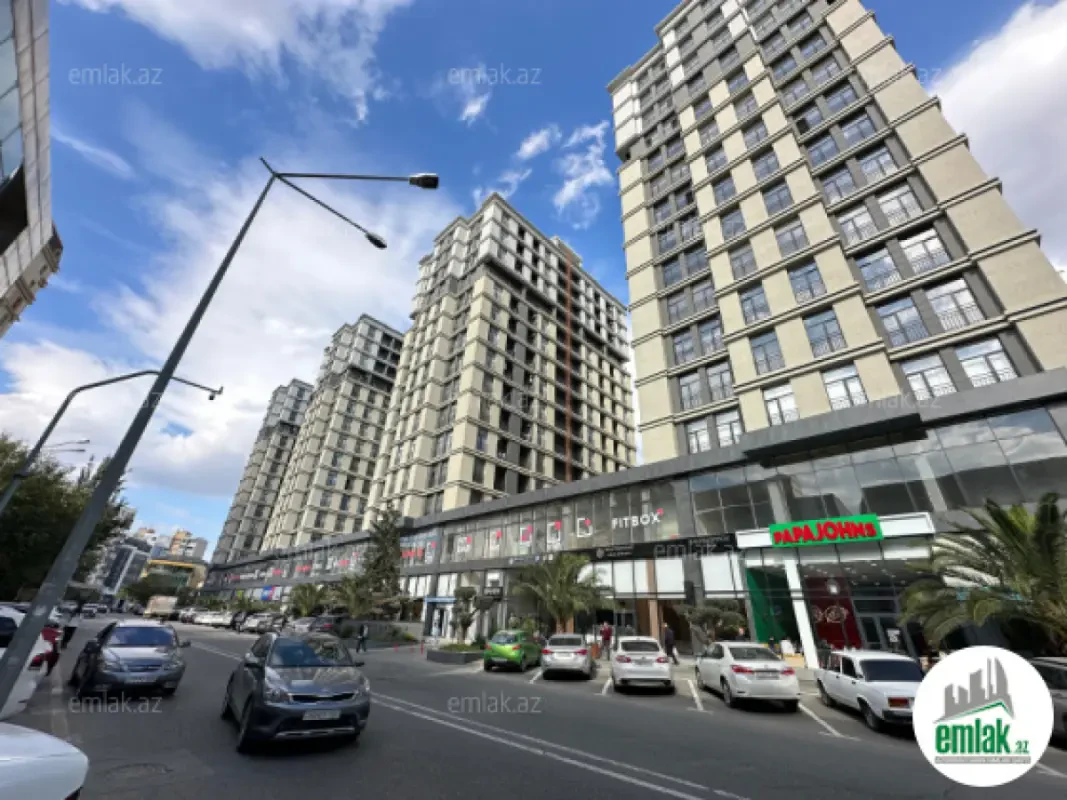 Satılır 4 otaqlı yeni tikili 176 m²