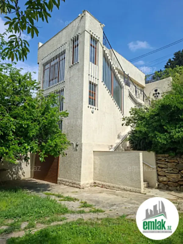 Satılır 4 otaqlı mənzil 74 m²