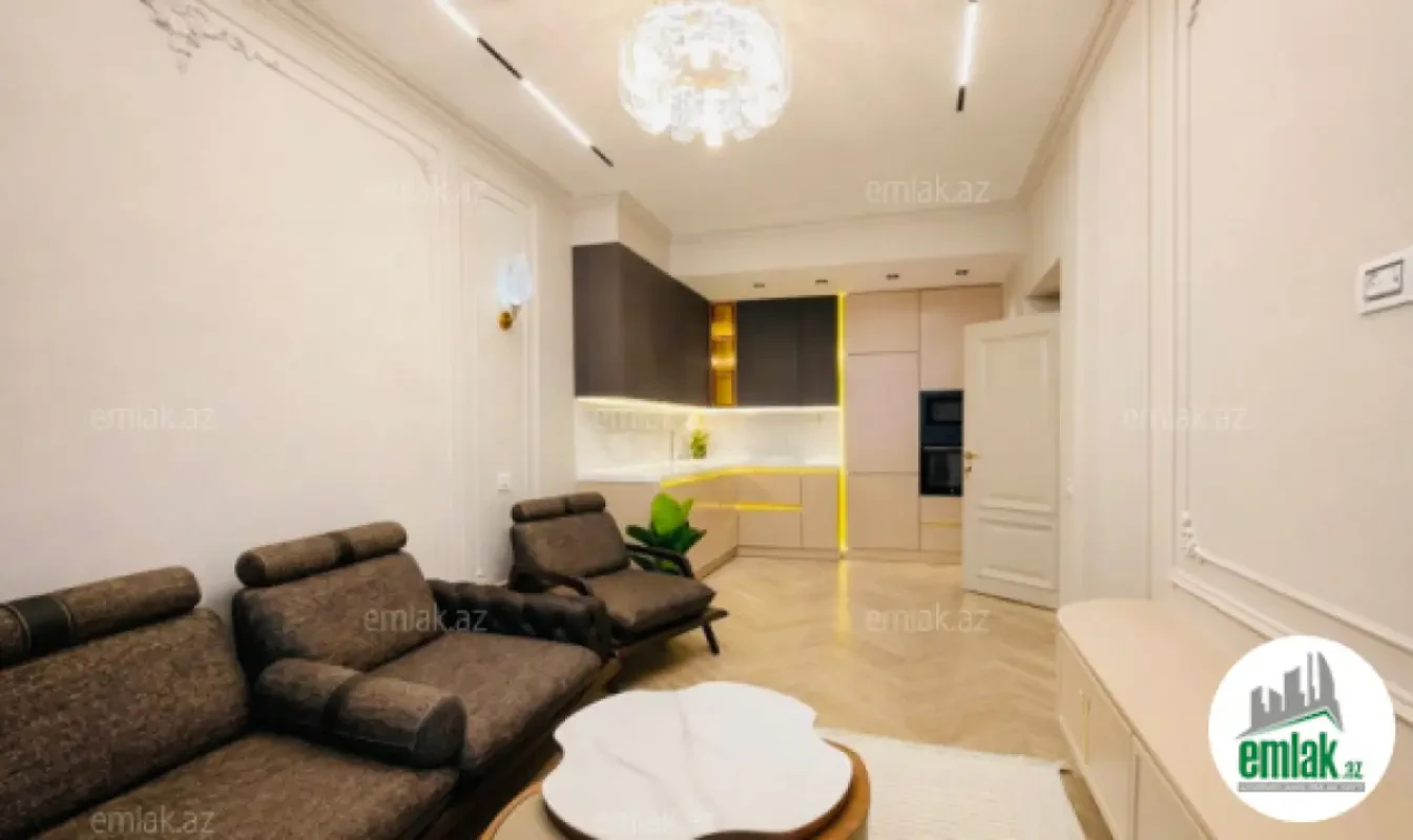 Satılır 3 otaqlı yeni tikili 95 m²