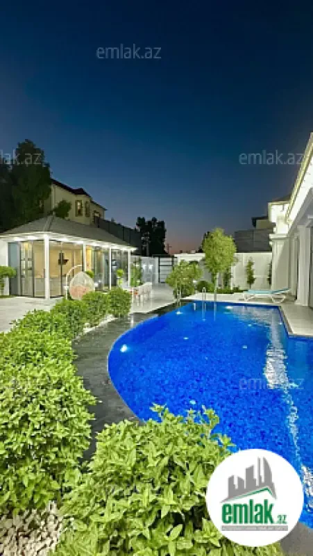 Satılır 5 otaqlı həyət evi 300 m²