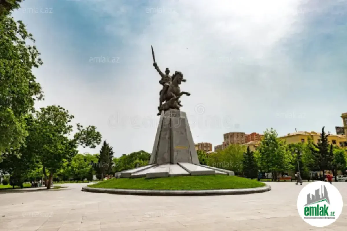 Satılır 3 otaqlı köhnə tikili 90 m²