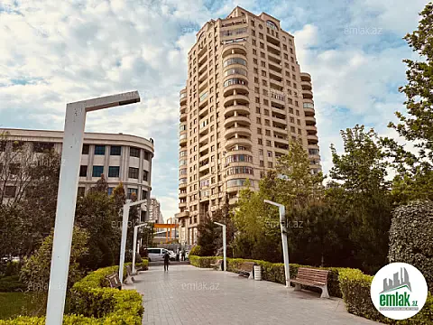Satılır 6 otaqlı yeni tikili 250 m² — Bakı 6 otaq 250.00 m²