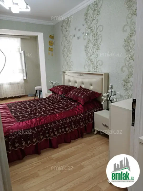 Satılır 3 otaqlı köhnə tikili 60 m²