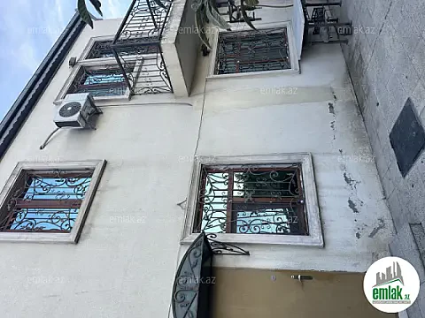 Satılır 5 otaqlı həyət evi 220 m² — Bakı 5 otaq 220.00 m²