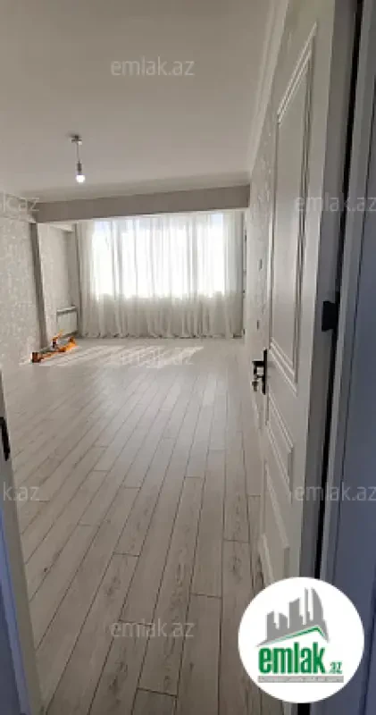 Satılır 3 otaqlı köhnə tikili 73 m²