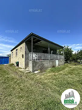 Satılır 3 otaqlı həyət evi 100 m² — Bakı 3 otaq 100.00 m²