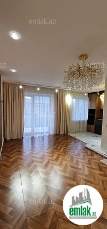 Satılır 3 otaqlı köhnə tikili 75 m²