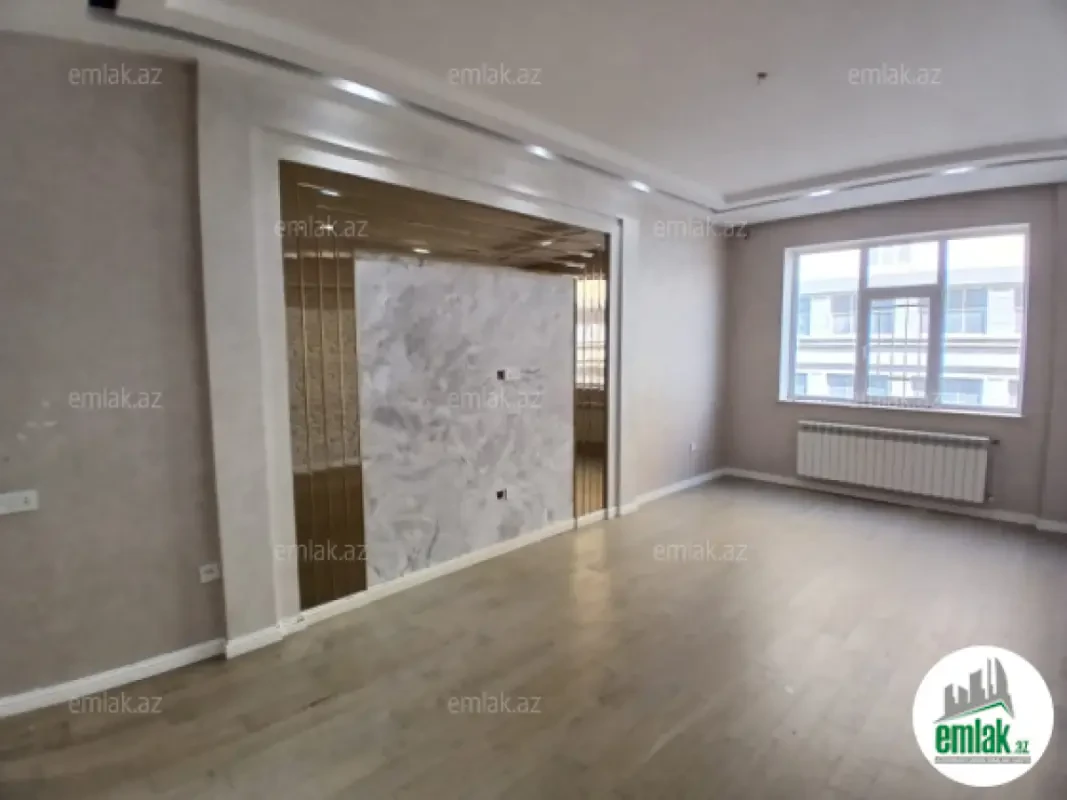 Satılır 3 otaqlı yeni tikili 120 m²