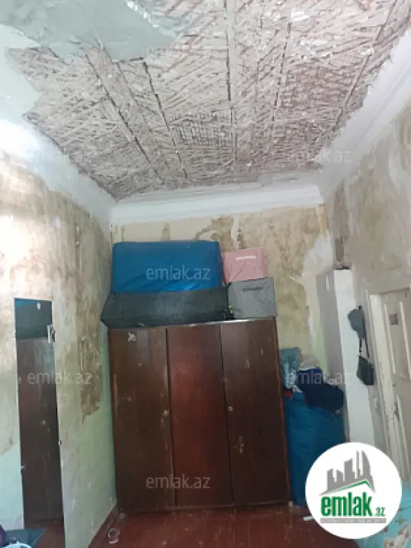 Satılır 2 otaqlı köhnə tikili 48 m²