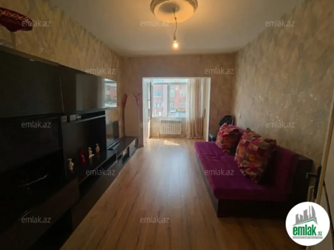 Satılır 3 otaqlı köhnə tikili 68 m²