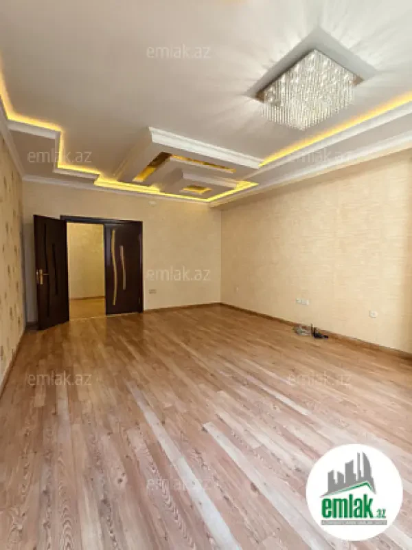 Satılır 3 otaqlı yeni tikili 110 m²