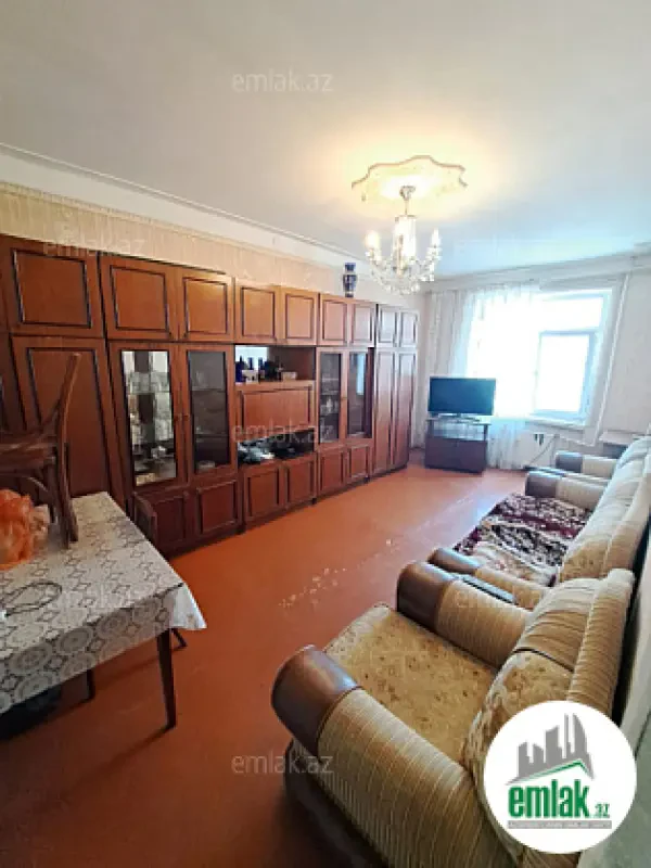 Satılır 2 otaqlı köhnə tikili 60 m²