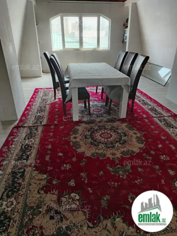 Satılır 5 otaqlı həyət evi 155 m²