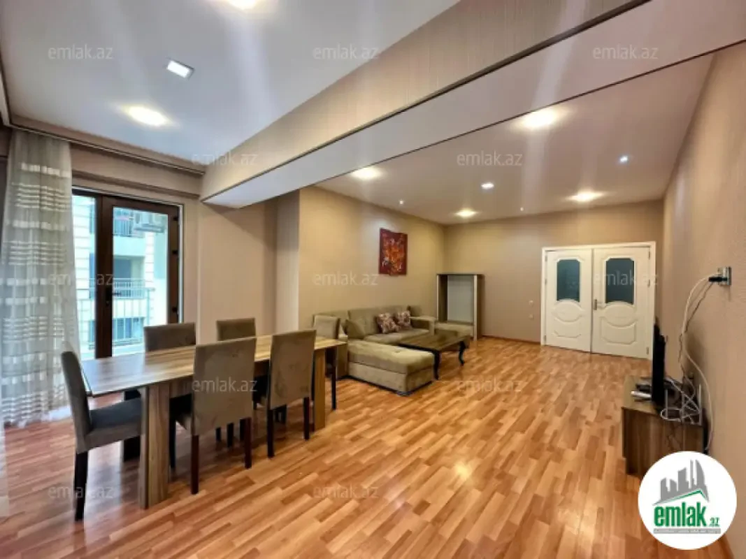 Satılır 3 otaqlı yeni tikili 115 m²