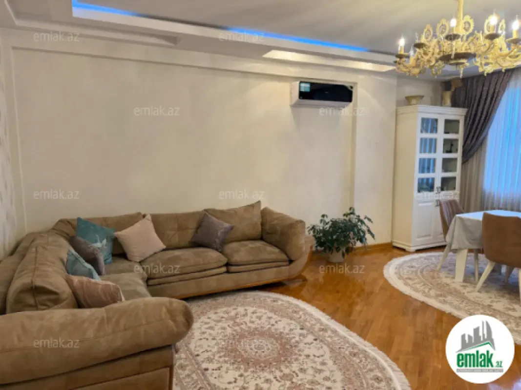 Satılır 3 otaqlı yeni tikili 120 m²