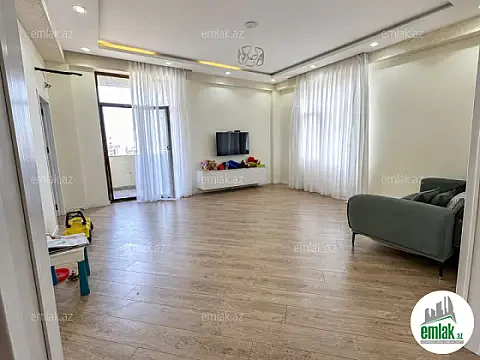 Satılır 3 otaqlı yeni tikili 130 m² — Bakı 3 otaq 130.00 m²