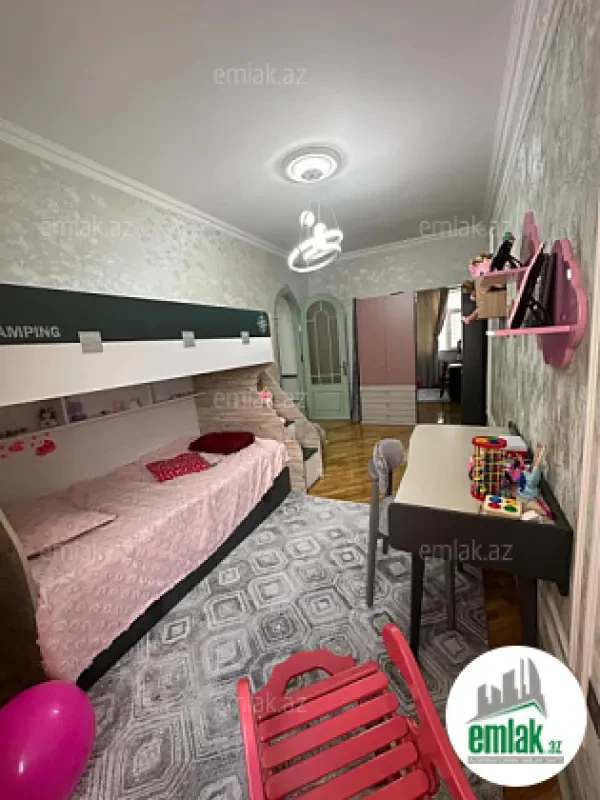 Satılır 3 otaqlı yeni tikili 108 m²