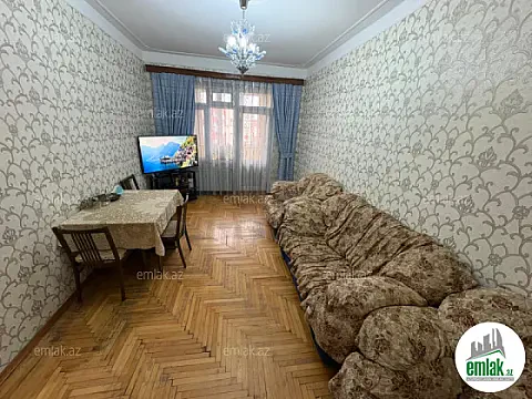 Satılır 3 otaqlı köhnə tikili 75 m² — Bakı 3 otaq 75.00 m²