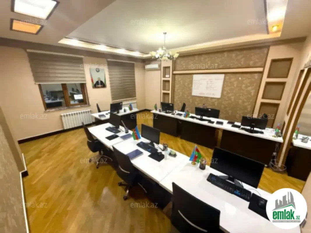 Satılır 3 otaqlı yeni tikili 142 m²