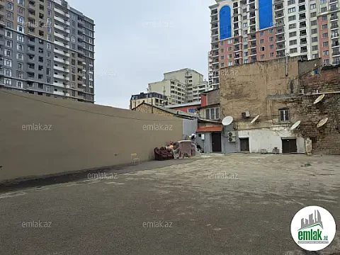 Satılır 2 otaqlı köhnə tikili 35 m² — Bakı 2 otaq 35.00 m²