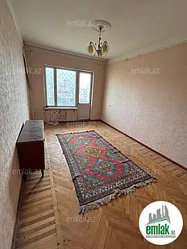 Satılır 4 otaqlı köhnə tikili 110 m² — Bakı 4 otaq 110.00 m²