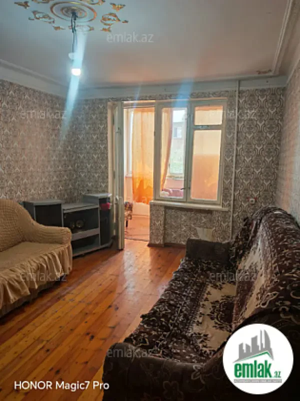 Satılır 3 otaqlı köhnə tikili 68 m²