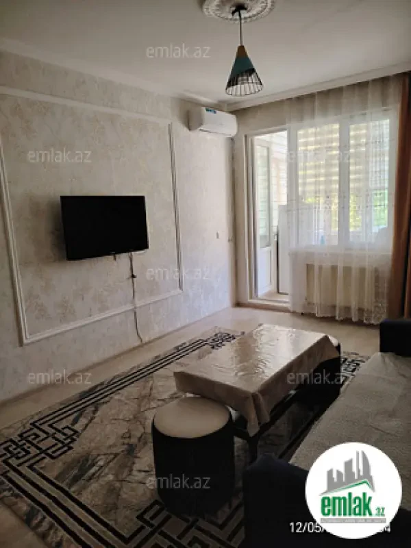 Satılır 2 otaqlı köhnə tikili 40 m²