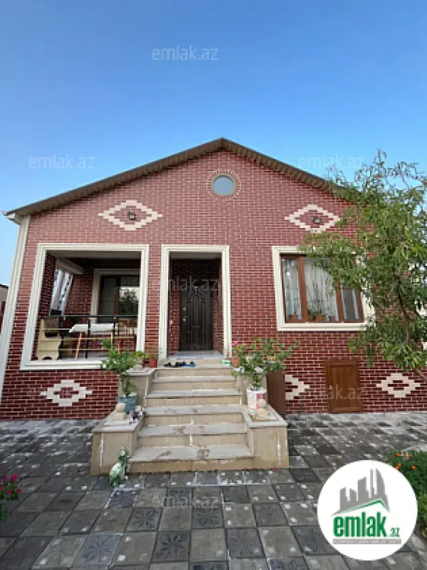 Satılır 4 otaqlı həyət evi 110 m²