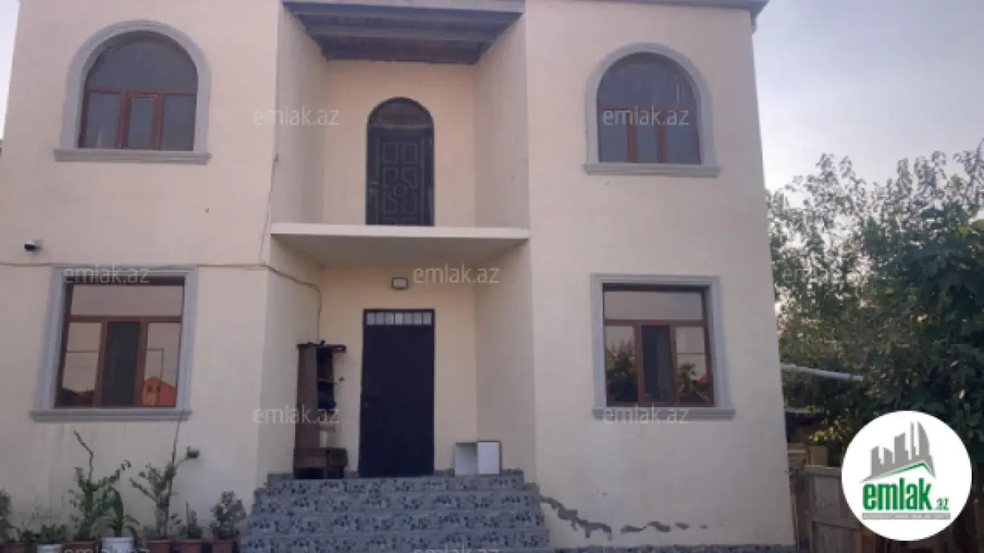 Satılır 4 otaqlı həyət evi 90 m²