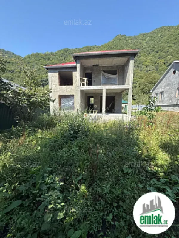 Satılır 6 otaqlı həyət evi 150 m²