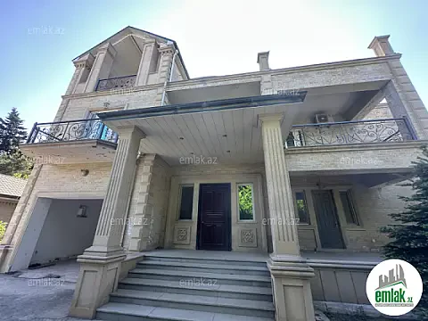 Satılır 7 otaqlı həyət evi 300 m² — Bakı 7 otaq 300.00 m²