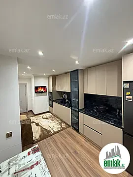 Satılır 3 otaqlı köhnə tikili 81 m² — Bakı 3 otaq 81.00 m²