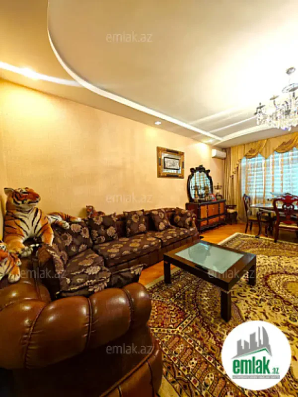 Satılır 4 otaqlı yeni tikili 155 m²