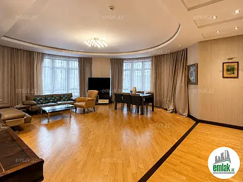 Satılır 4 otaqlı yeni tikili 235 m² — Bakı 4 otaq 235.00 m²