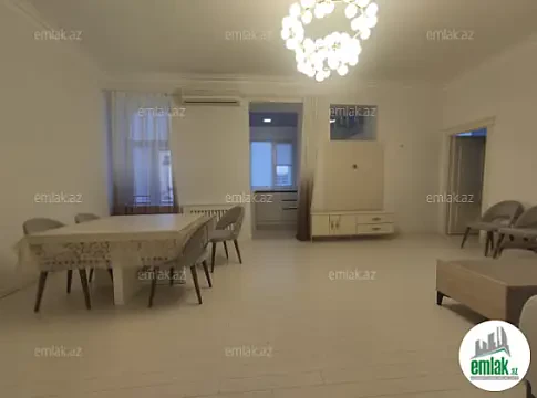 Satılır 3 otaqlı köhnə tikili 97 m² — Bakı 3 otaq 97.00 m²