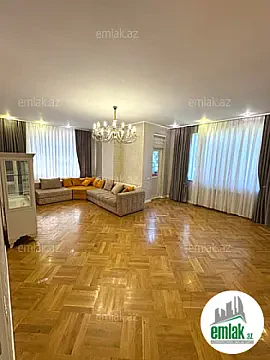 Satılır 3 otaqlı yeni tikili 130 m² — Bakı 3 otaq 130.00 m²