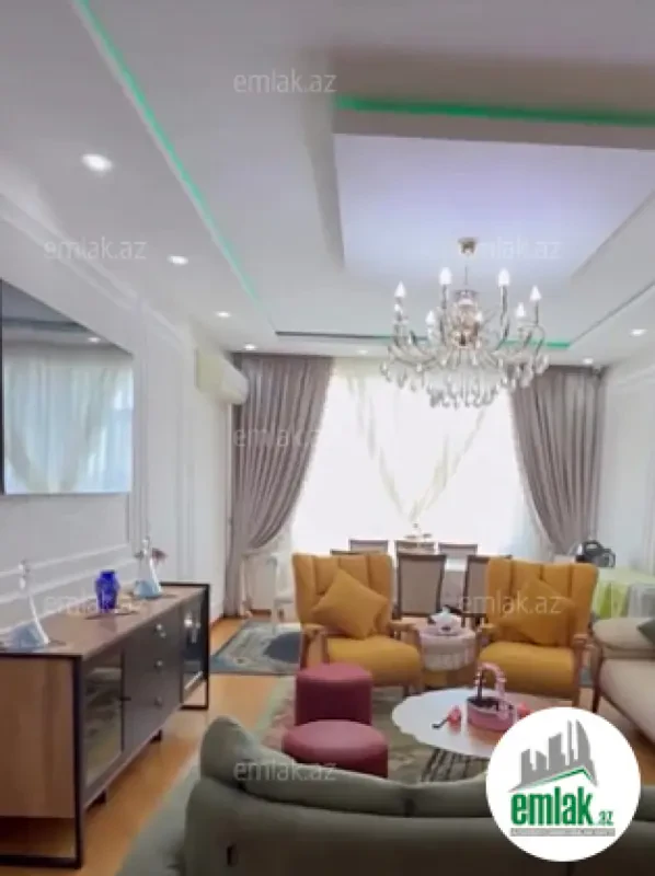 Satılır 4 otaqlı yeni tikili 140 m²
