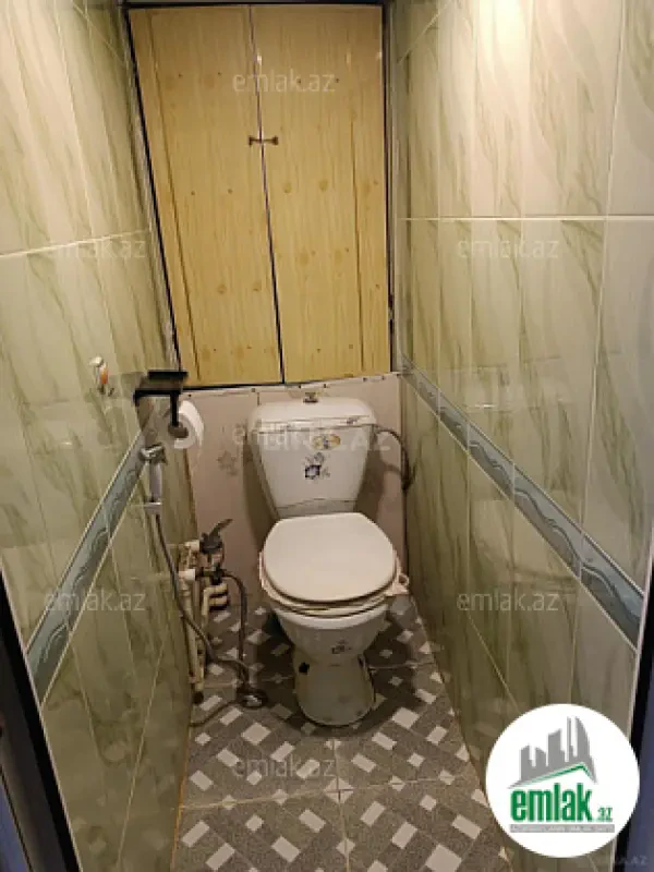 Satılır 3 otaqlı köhnə tikili 68 m²