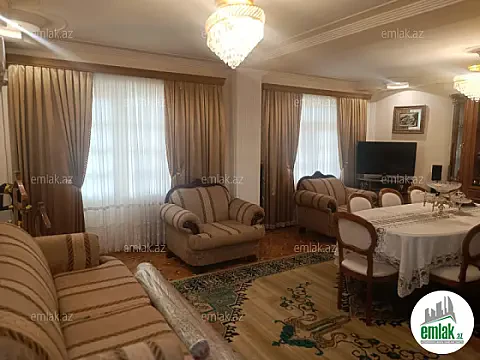 Satılır 5 otaqlı köhnə tikili 145 m² — Bakı 5 otaq 145.00 m²