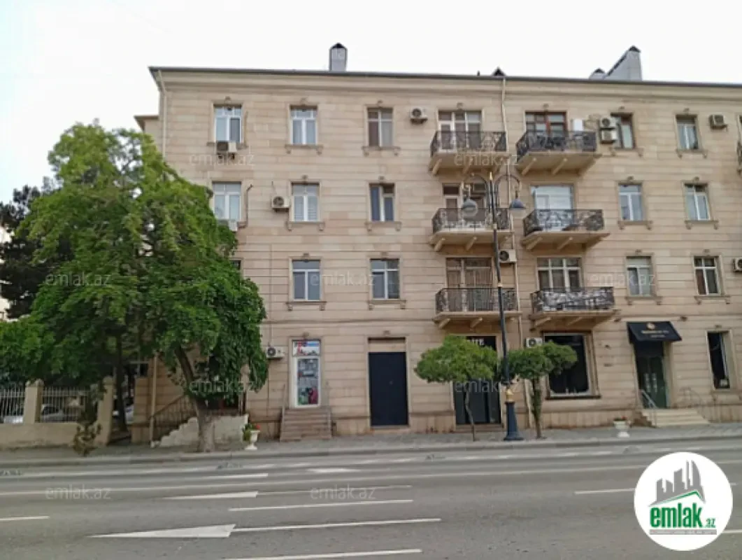 Satılır 1 otaqlı köhnə tikili 39 m²