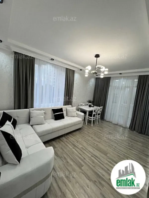Satılır 2 otaqlı köhnə tikili 45 m²
