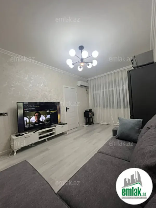 Satılır 2 otaqlı köhnə tikili 30 m²