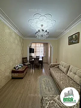 Satılır 2 otaqlı köhnə tikili 60 m² — Bakı 2 otaq 60.00 m²