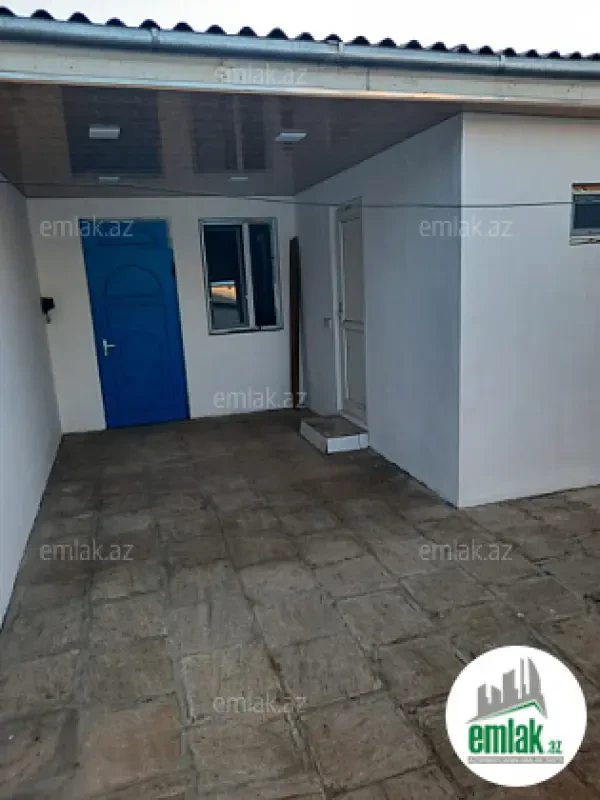 Satılır 2 otaqlı həyət evi 117 m²