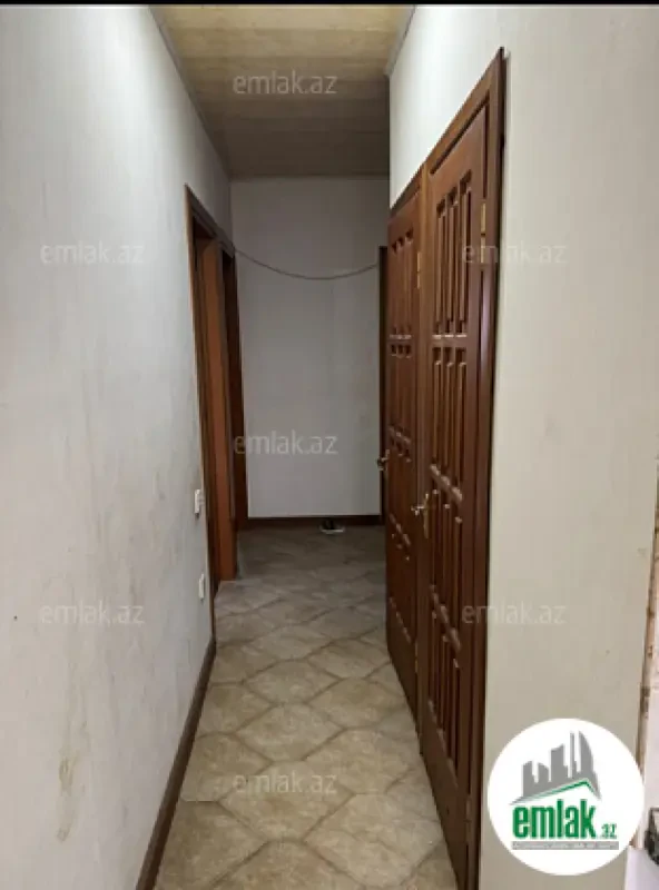 Satılır 3 otaqlı köhnə tikili 90 m²