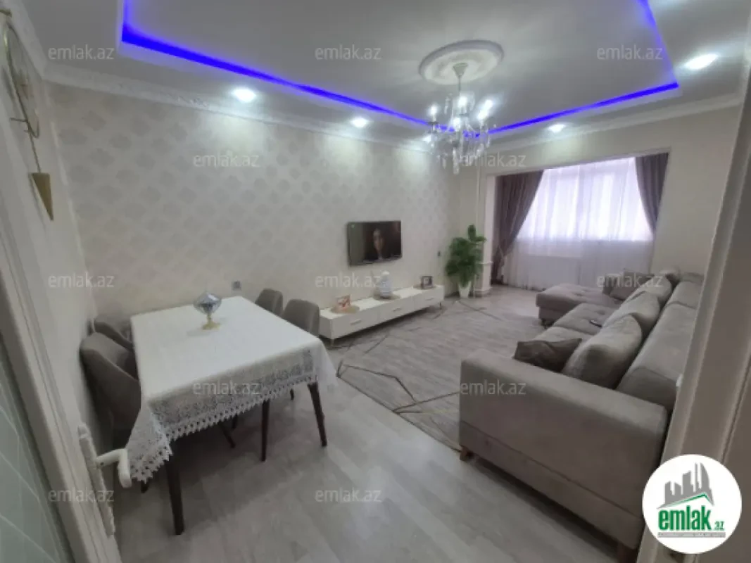 Satılır 3 otaqlı köhnə tikili 90 m²