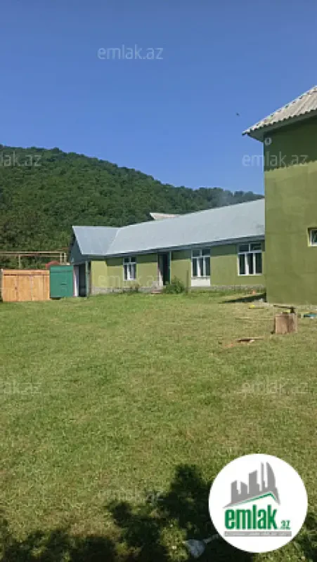 Satılır 4 otaqlı həyət evi 800 m²