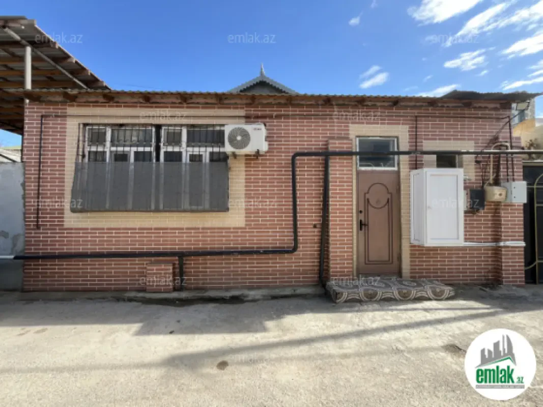 Satılır 2 otaqlı həyət evi 40 m²