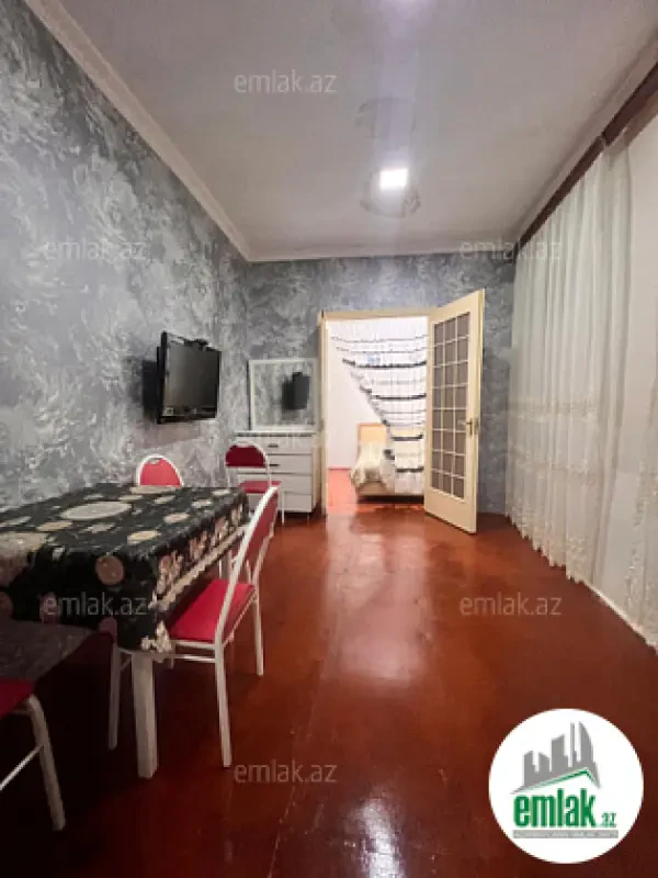 Satılır 2 otaqlı həyət evi 28 m²