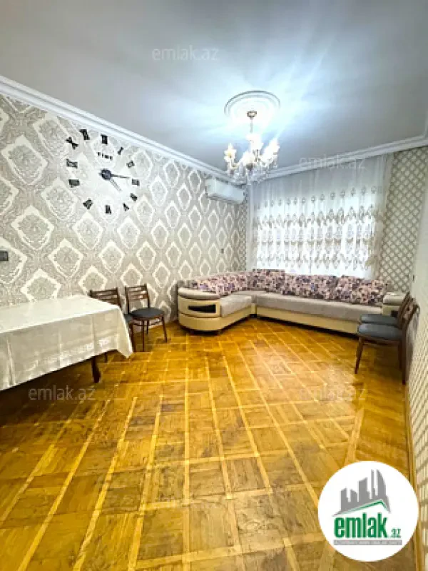 Satılır 3 otaqlı köhnə tikili 90 m²